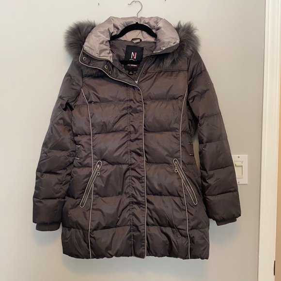 Down filled winter jacket Jeno Neuman size small(fits like medium) - Picture 1 of 4